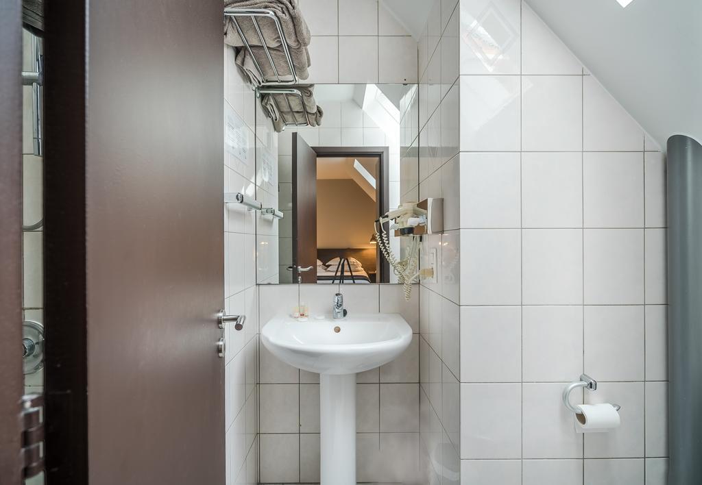 Residence-Hotel Le Quinze Grand Place Брюксел Екстериор снимка